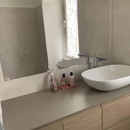 Stylish Renovated Flat In The Heart Of Tortona Design District * Milano